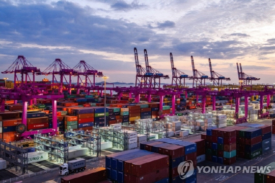 인천 신항 전경. 사진 연합뉴스